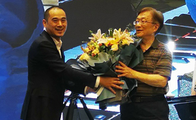 世俱杯竞猜网站钢琴大师班